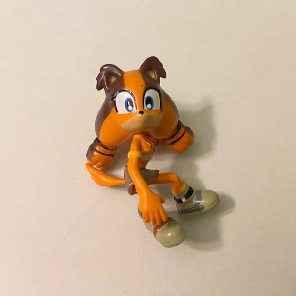 Sonic the Hedgehog Sticks the Badger PVC Mini Figure 1.75 Inch Tall Toy Damaged - Picture 4 of 8